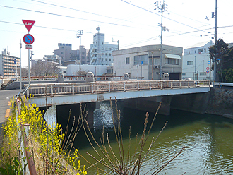 七間橋（しちけんばし）_e0066586_7115569.jpg