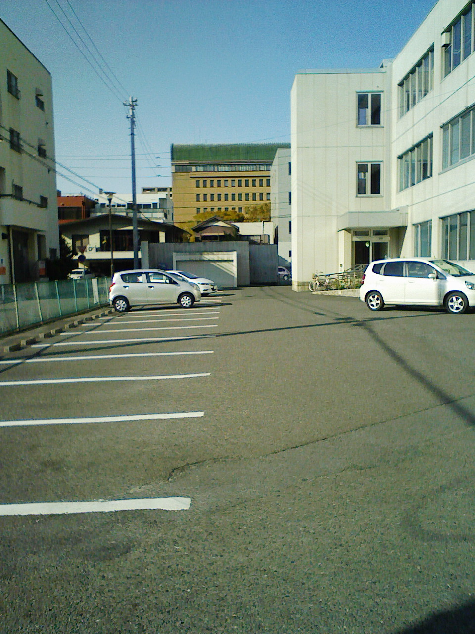 四日市法務局～四日市市役所。_a0138219_6541668.jpg