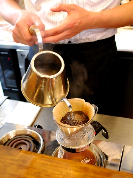 Cafe Kuma OPEN!_c0177814_15223536.jpg