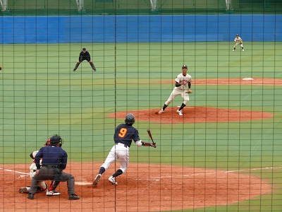 4月18日 東都大学野球2部 日本大対拓殖大_b0166128_1113592.jpg
