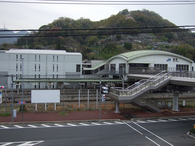 坂駅自由通路からの定点観測　2011年_b0095061_11351253.jpg