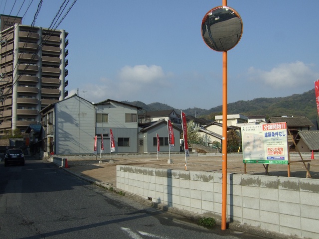 的場川西踏切から、万惣青崎店、船越の飛び地まで歩く_b0095061_1223545.jpg