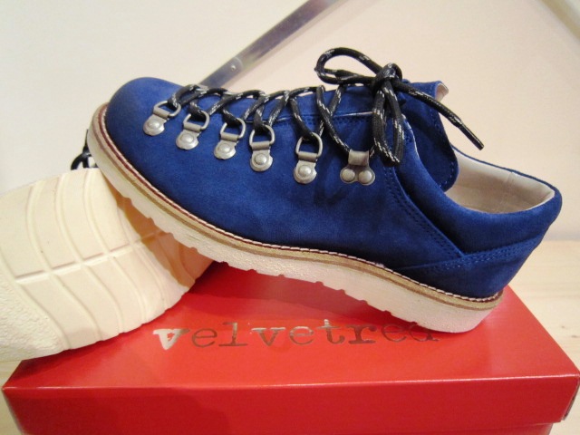 \"vervet red\" MOUNTAIN BOOTS 入荷!_f0191324_9542494.jpg
