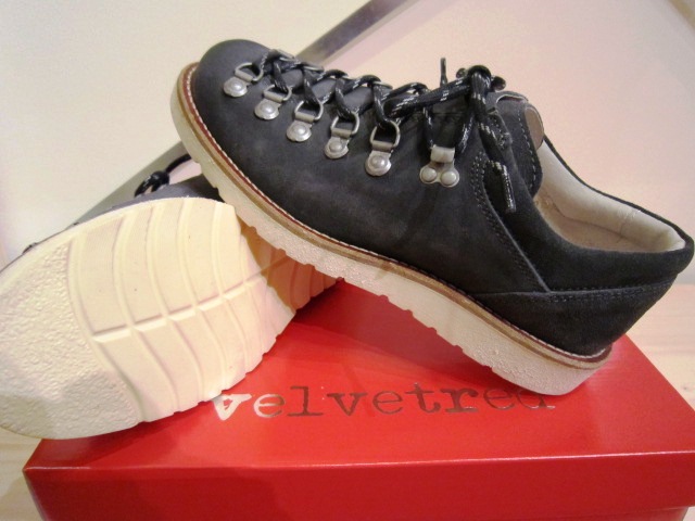 \"vervet red\" MOUNTAIN BOOTS 入荷!_f0191324_9551654.jpg