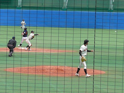 4月20日 東都大学野球2部 拓殖大対日本大_b0166128_1041135.jpg
