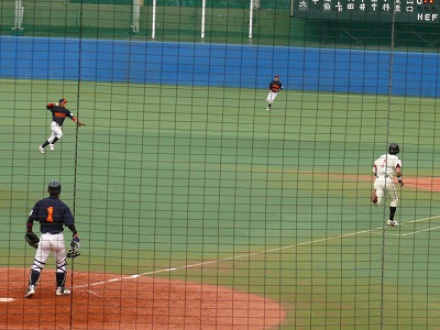 4月21日 東都大学野球2部 日本大対拓殖大_b0166128_1432366.jpg