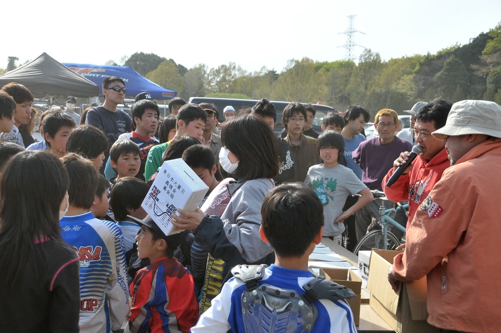 11\"JOSF 関東オーブン/ PRAY FOR JAPAN VOL23:コース外の風景_b0065730_2255936.jpg