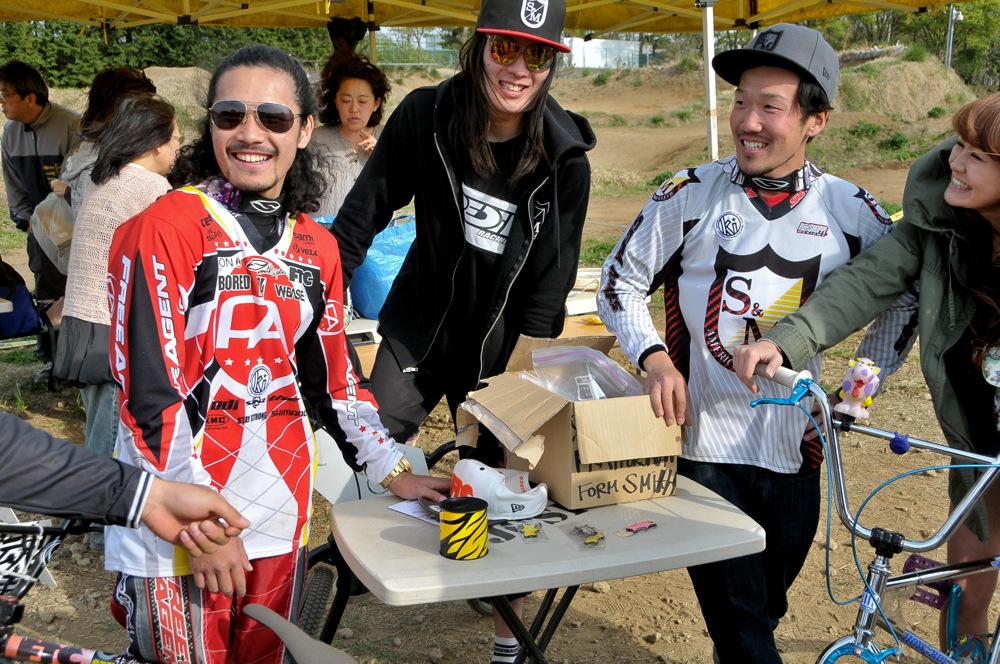 11\"JOSF 関東オーブン/ PRAY FOR JAPAN VOL23:コース外の風景_b0065730_2257555.jpg