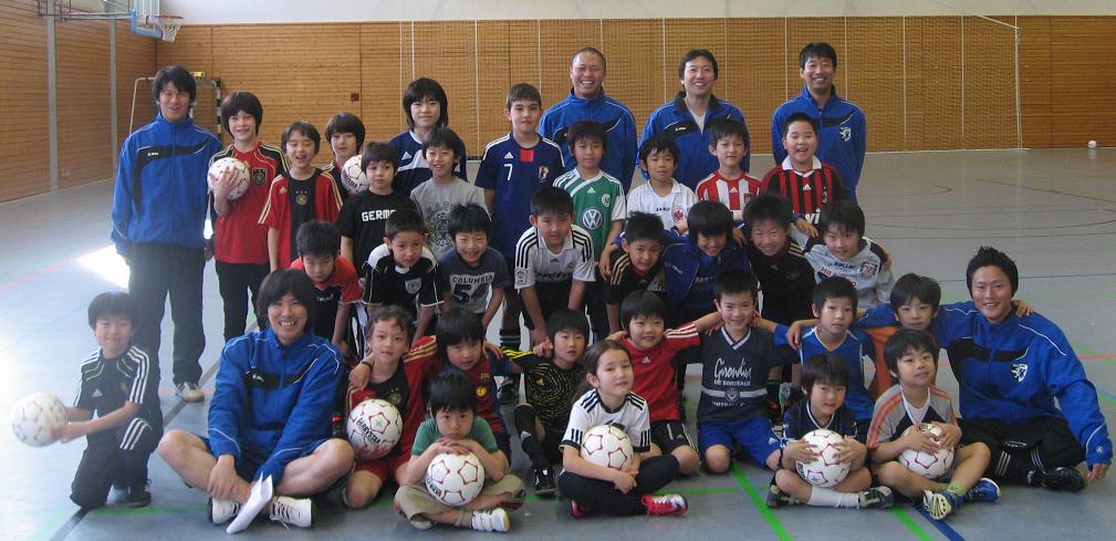 キッズサッカースクール開校式_d0135799_0492269.jpg