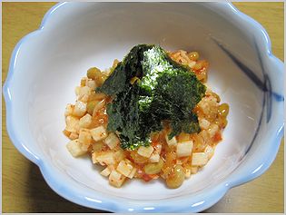 4月25日（月）晩御飯「納豆長芋キムチ」_c0221169_20382427.jpg