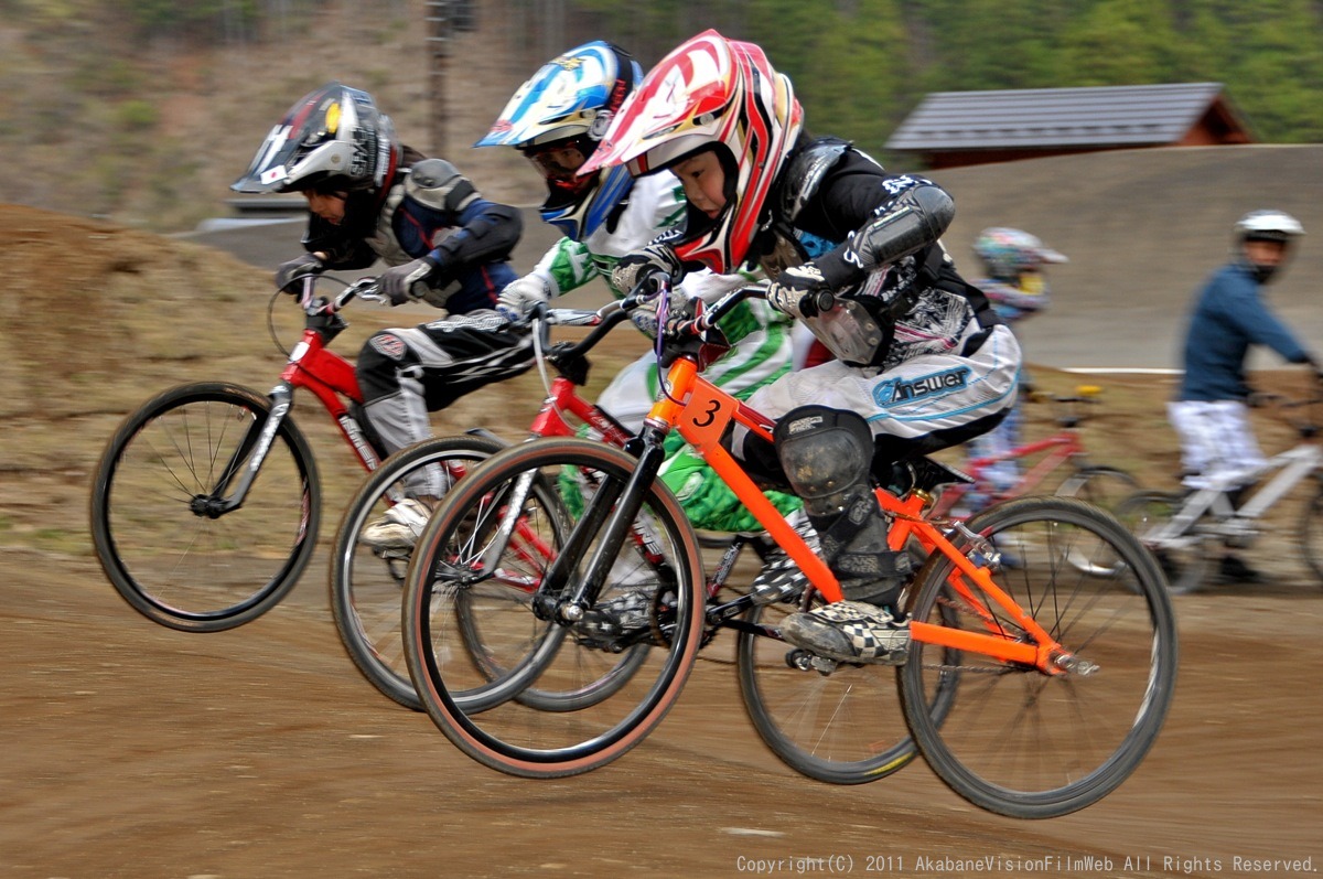 ４月２４日秩父滝沢サイクルパークBMXトラックスタート練習会の風景その２_b0065730_19161965.jpg