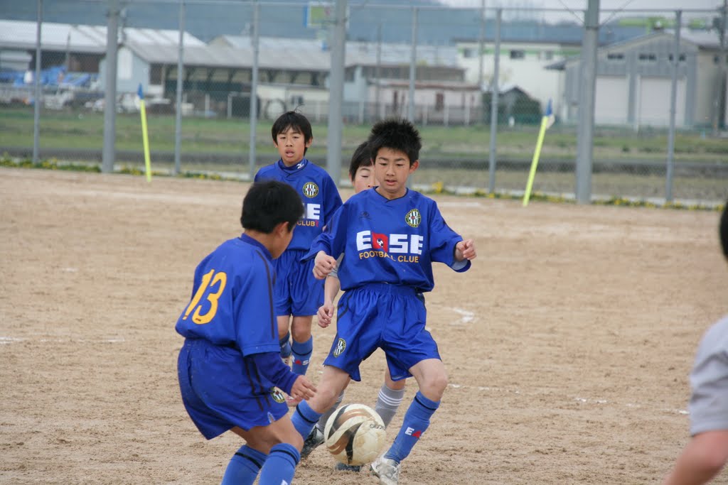 第４５回鳥取市サッカー祭兼第９回エクアドルカップ_f0104461_1820172.jpg