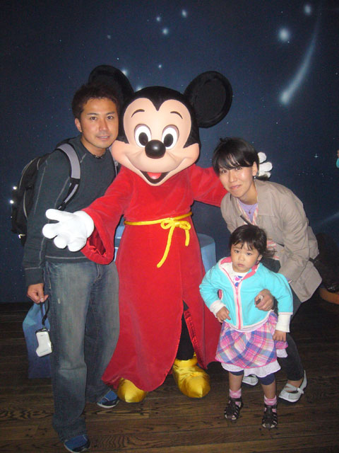 Disneylandでおめでとう！_e0071725_14584259.jpg