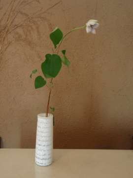 花を入れて_b0132442_16401334.jpg