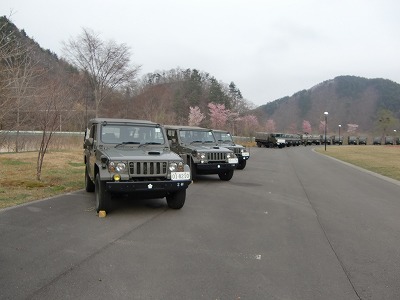 自衛隊の車両!!_b0219993_1152329.jpg