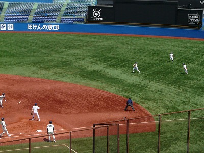 4月26日 東都大学野球 東洋大対駒澤大_b0166128_107117.jpg