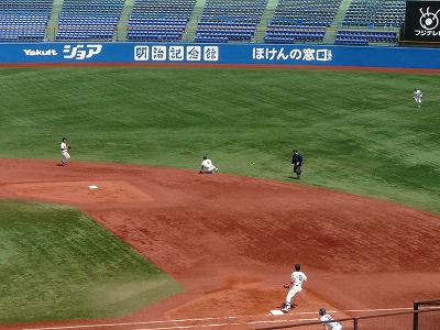 4月26日 東都大学野球 東洋大対駒澤大_b0166128_1074739.jpg