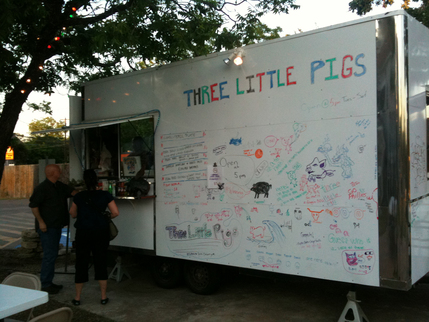 Austinの屋台　Three Little Pigs　（East Austin) _e0113803_537136.jpg