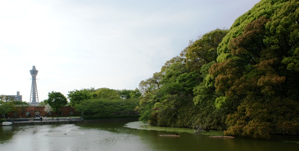 夕陽燦々の坂のまちを歩く　　～大阪あそ歩～_e0048404_14373453.jpg