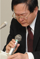 日本と欧米の文化差でとうなる?内閣官房参与辞任のニュース_b0007805_1502278.jpg