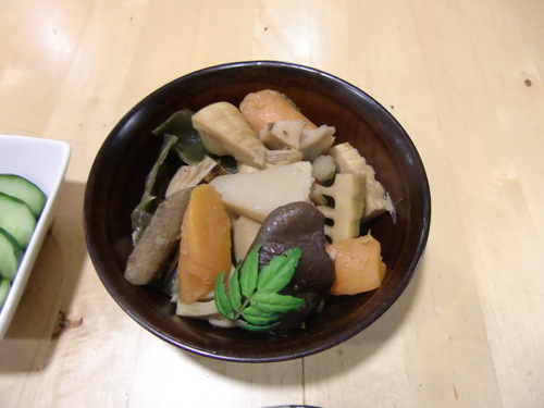 ４月３０日　　　旬の筍「炊き込みご飯」と「煮物」_f0230410_1315021.jpg