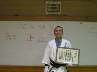 昇段審査会 十人組手!_c0118332_2252126.jpg