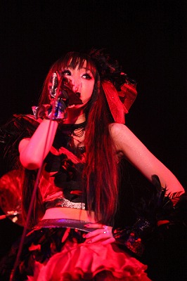 Asriel LIVE「NOIR LABYRINTH」先行チケット販売のお知らせ！_e0025035_1343657.jpg