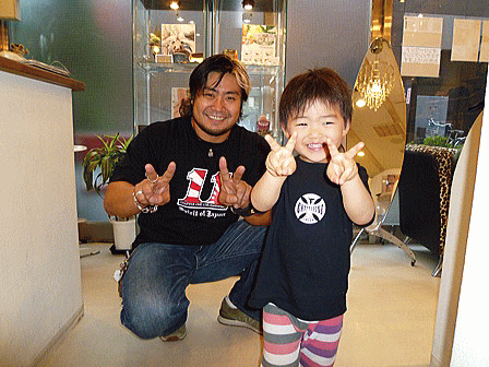 大迫力!【諏訪魔チャンピオン】XLサイズです(^O^)/_e0087043_1752677.gif