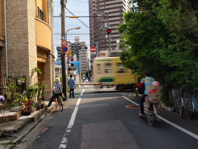 南千住界隈を歩く、路地裏は宝の山_f0224100_23535230.jpg