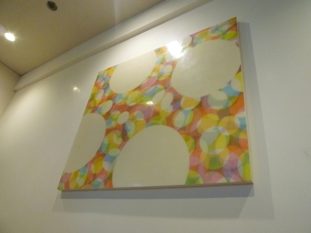1521) 「山本雄基・個展 『グレーゾーンが踊っている』」 六花亭・福住店　終了4月1日（金）～4月30日（土)_f0126829_1074025.jpg