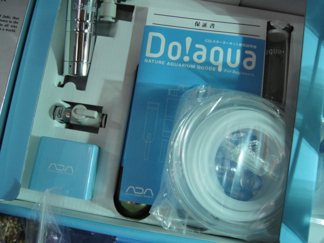 Do!aqua CO2スターターキット 入荷しました!!_e0181866_11373696.jpg