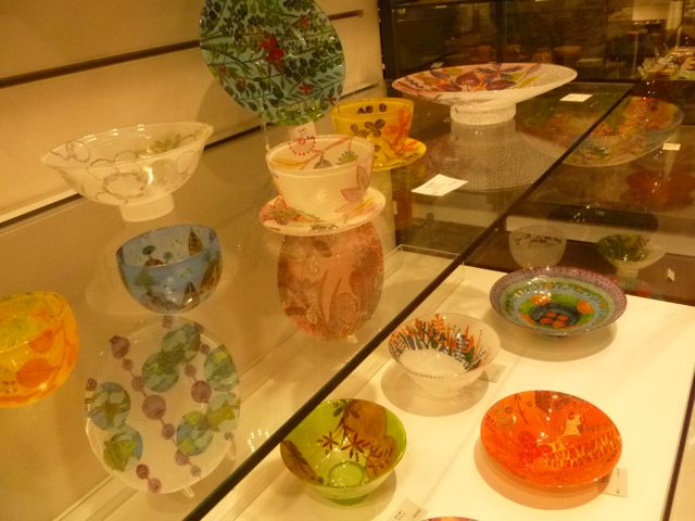 林久美子　青と緑の植物模様の皿 林久美子 青と緑の植物模様の皿 林久美子青と緑の