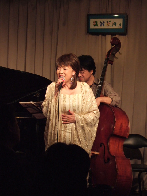 荒川和子ライブ_c0229062_2073876.jpg