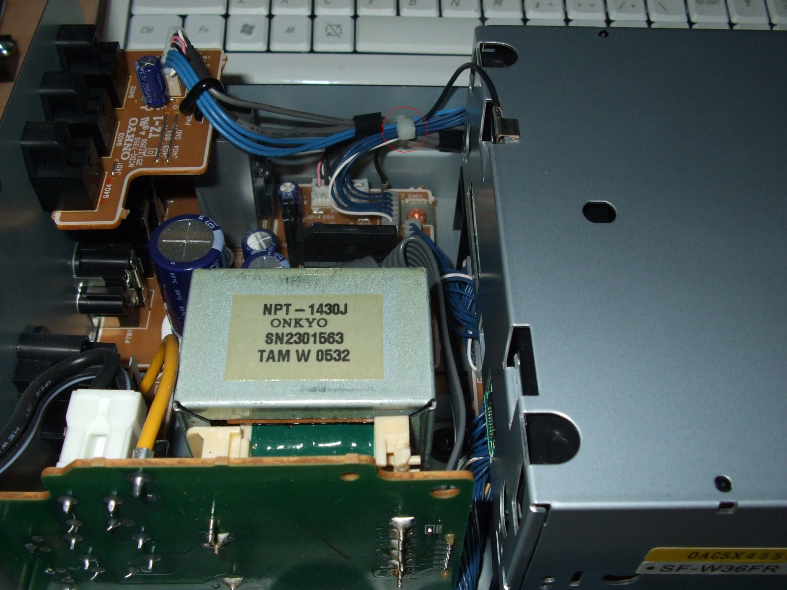 本日限定 サターンONKYO INTEC155 オーディオCDレコーダー CDR-201A S シルバー