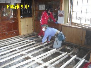 震災被害による床工事_f0031037_21395766.jpg