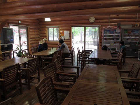 e0202031_2261188.jpg