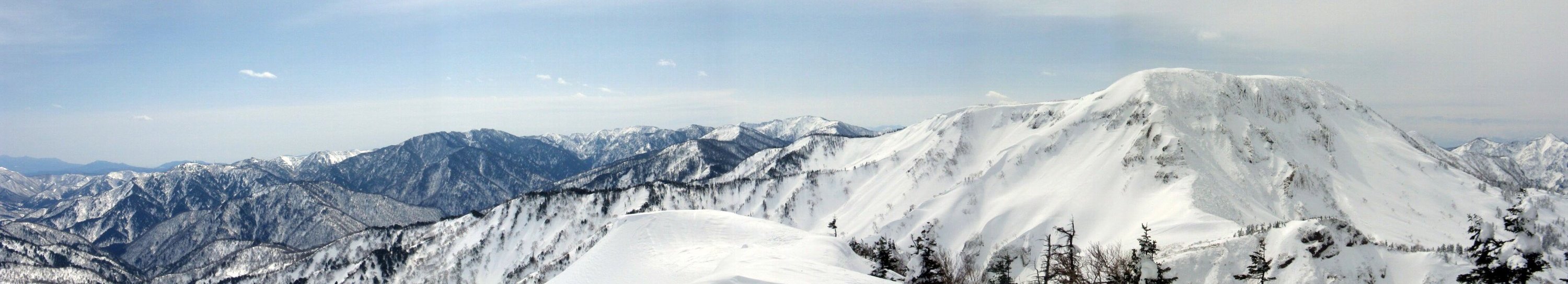 苗場山 神楽ヶ峰 ２０１１年３月６日 ソロで生きる