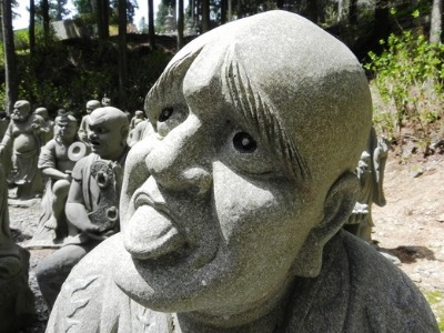 ロープウェイで雲辺寺～弥谷寺へ遍路の家庭サービス _f0213825_9323482.jpg