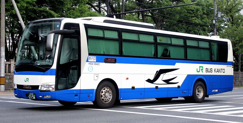 JRバス関東　三菱エアロエース1/80 特別記念カラー「青いつばめ」号 JRバス関東の転属車2台。 | あ～る君の日常