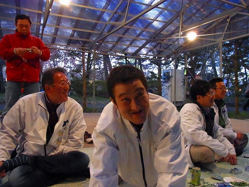 さくら満開！夜桜花見大懇親会_b0150120_958929.jpg