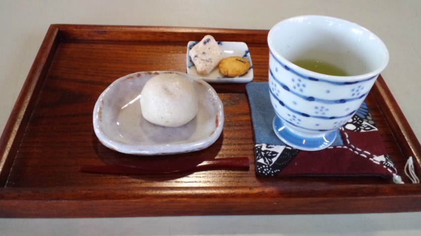 城山公園内、二ノ丸茶屋開店!_c0213830_5574396.jpg