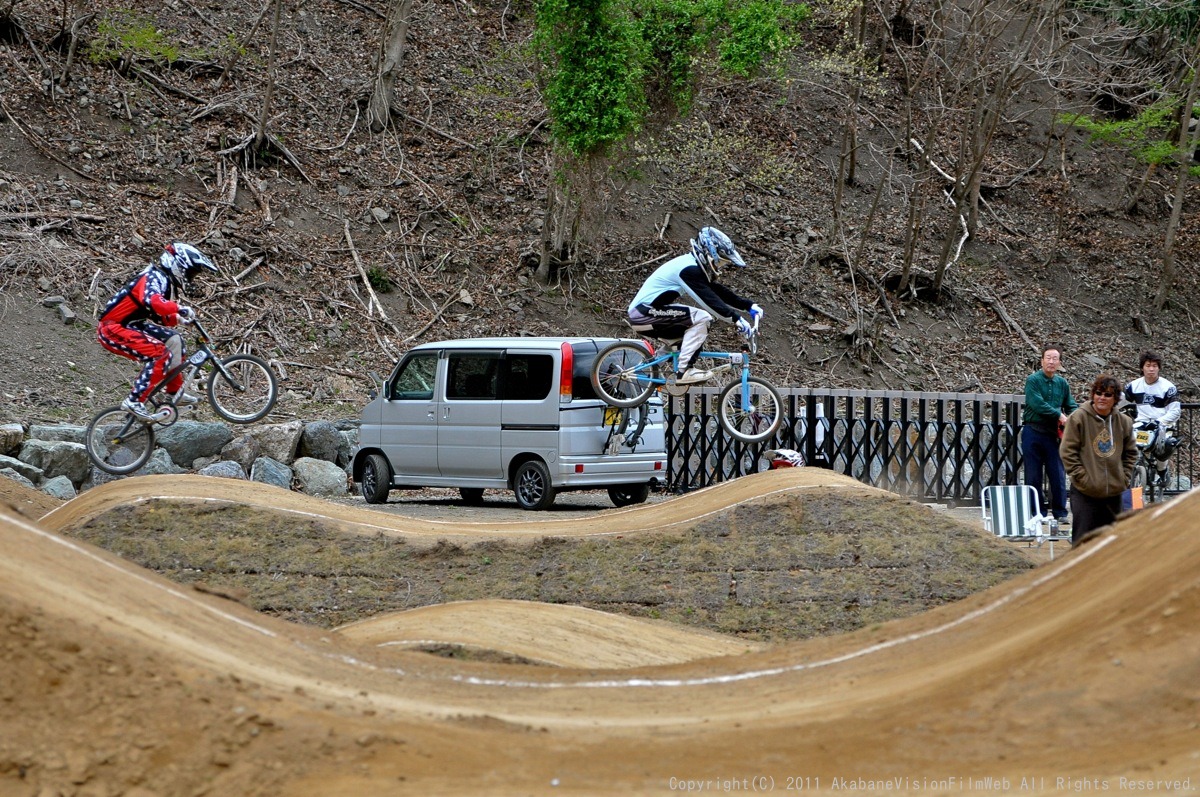 GW遠征  秩父遠征日記VOL4：JBMXF第3戦UCI BMX JAPAN SERIES ROUND3予選の風景その２_b0065730_13114941.jpg