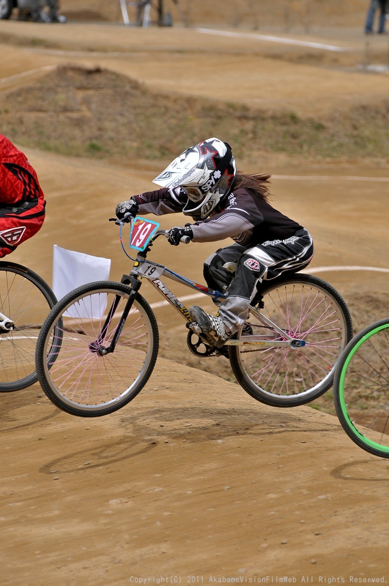 GW遠征  秩父遠征日記VOL4：JBMXF第3戦UCI BMX JAPAN SERIES ROUND3予選の風景その２_b0065730_1312168.jpg