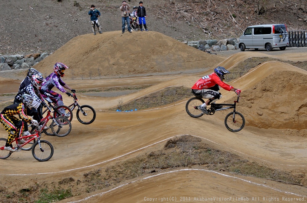 GW遠征  秩父遠征日記VOL6：JBMXF第3戦UCI BMX JAPAN SERIES ROUND3決勝の風景その２_b0065730_1881878.jpg