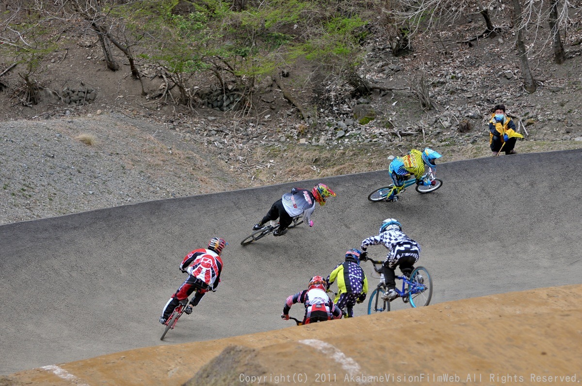 GW遠征  秩父遠征日記VOL3：JBMXF第3戦UCI BMX JAPAN SERIES ROUND3予選の風景その１_b0065730_9584746.jpg