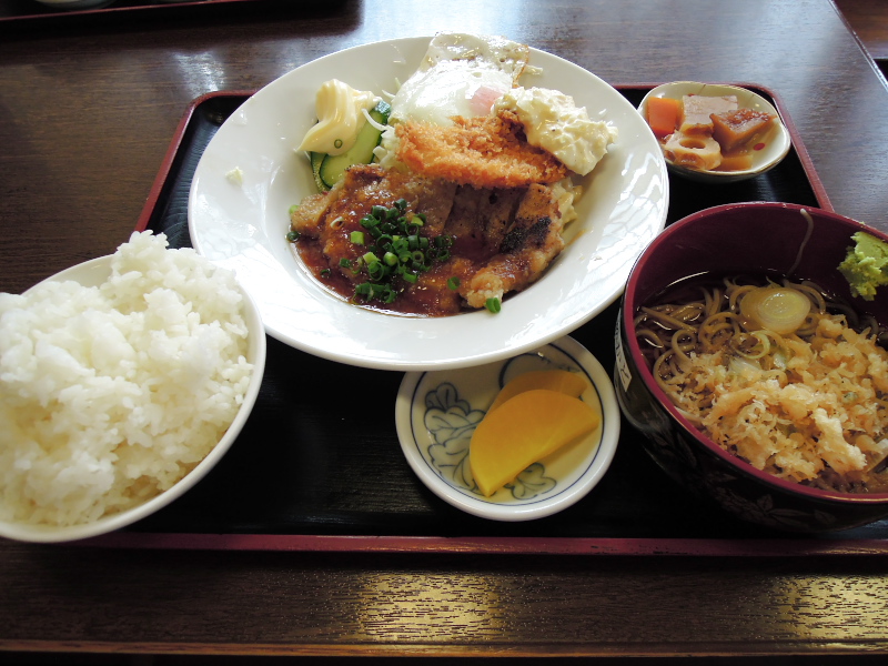町のおそば屋さんってとこかな 関内 そば処 松かど 海辺でひとりごと