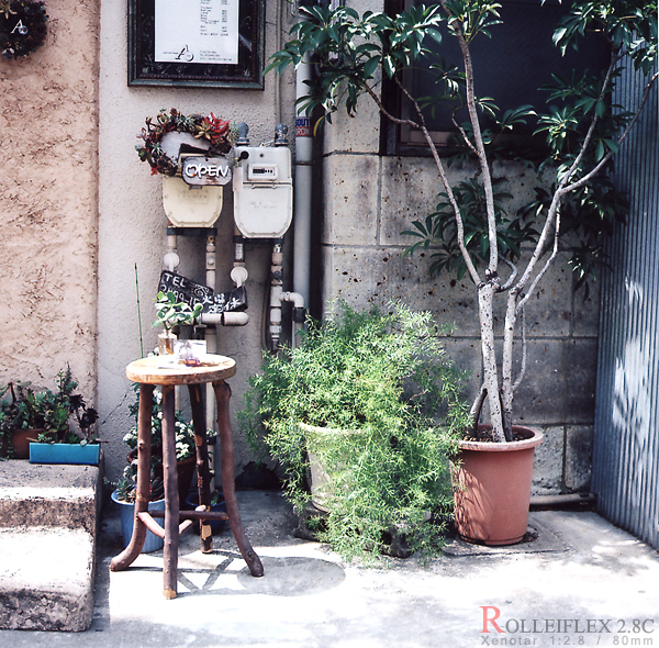 ROLLEIFLEX 2.8C_b0049843_20542130.jpg