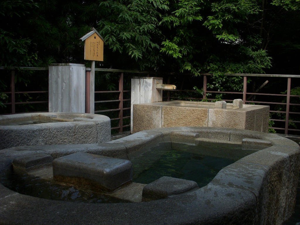 e0208058_1545823.jpg
