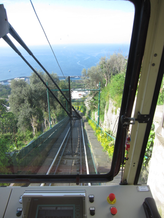 2011年4月 ナポリ＆シチリア旅行記：2日目 日帰りカプリ島観光②_a0116772_352494.jpg