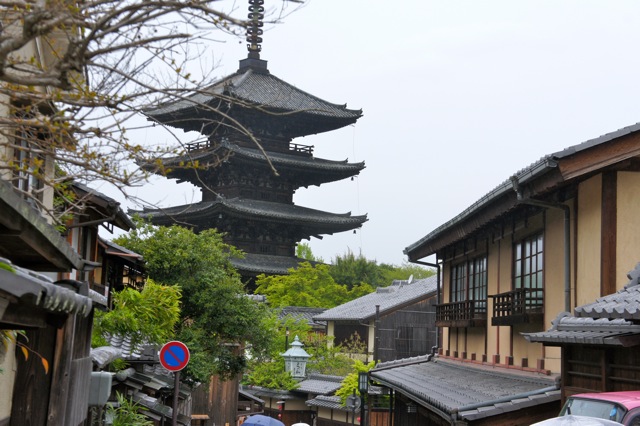 2011初夏、KYOTO（１日目 食べ歩き、七味つくり体験、レトロ喫茶）_a0125694_21314930.jpg